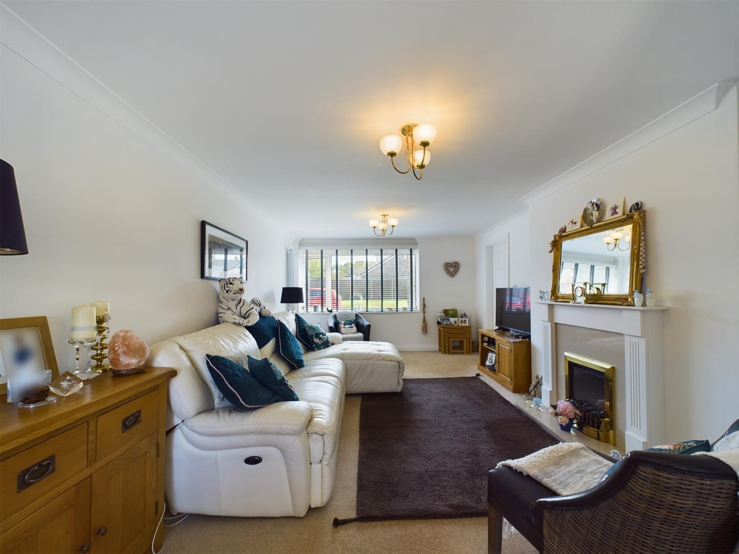 Harewood Avenue, Bridlington Belts Estate Agents